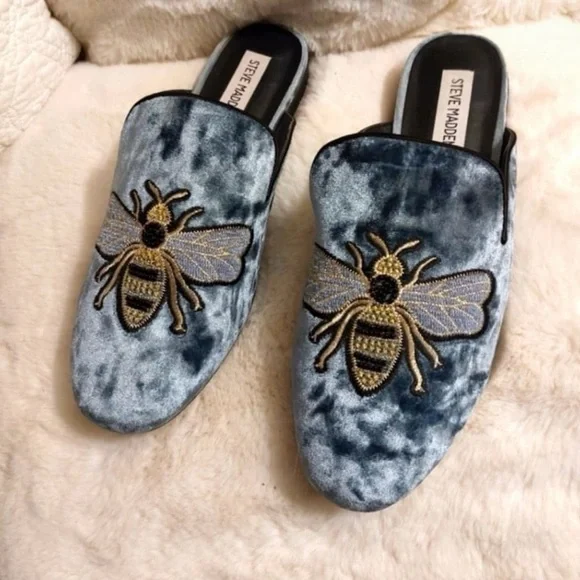 Steve Madden Blue Velvet Bee Embroidered Mule Loafers Size 8 - Picture 2 of 4